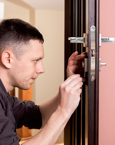 : Professional Locksmith For Commercial And Residential Locksmith Services in Sanger, CA