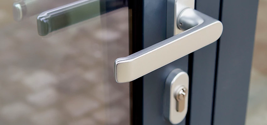 Broken Door Lock Cylinder Repair in Sanger, California